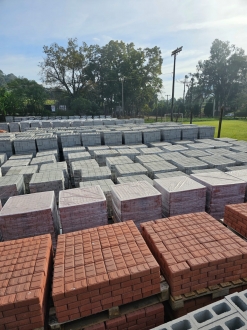 Pavidal - Blocos e Pavers, Artefatos em Concreto, Meio fio e Mini Guias, Tubos, Caladas. - 